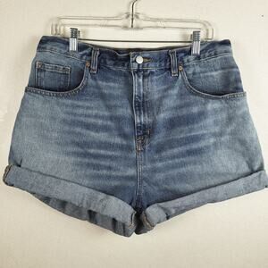 BDG Urban Outfitters Mom High Rise Denim Coastal Cowgirl Y2K Grunge 90s Size 32